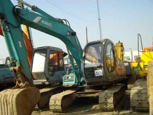 挖掘機陷車，你需要了解以下方法
