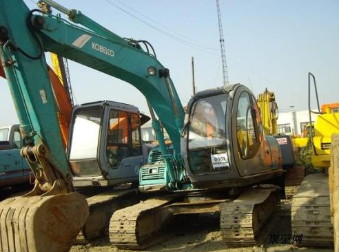 挖掘機陷車，你需要了解以下方法